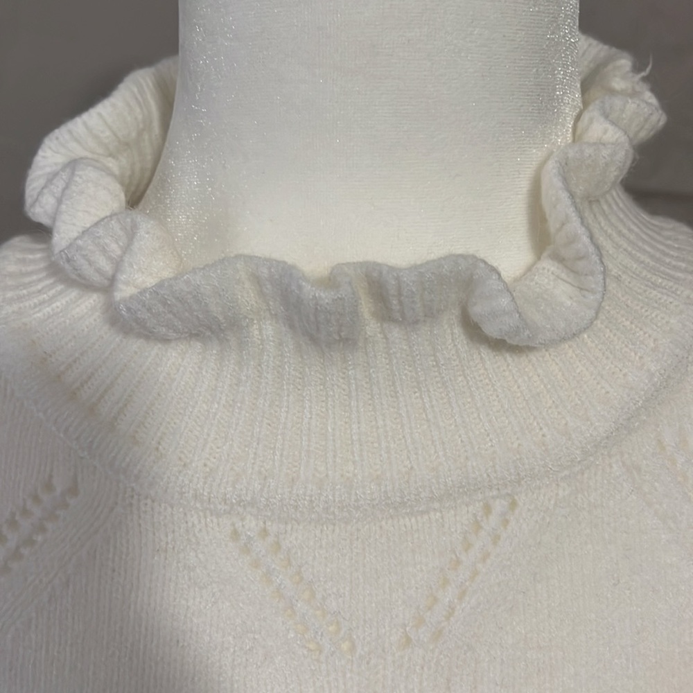 Nanette Lepore white patterned sweater Size M New without tags - Picture 3 of 6